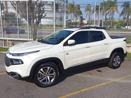FIAT TORO 2.0 16V TURBO DIESEL FREEDOM 4WD AT9
